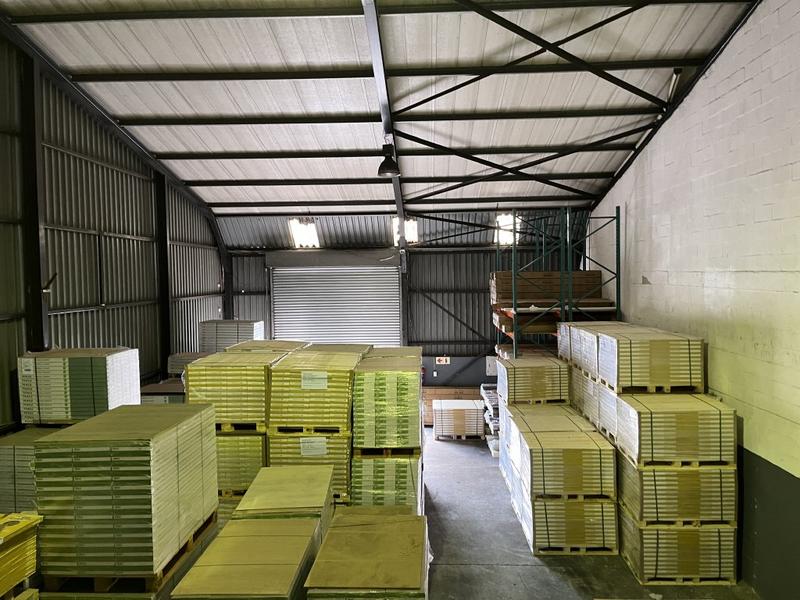 To Let commercial Property for Rent in Maitland Western Cape